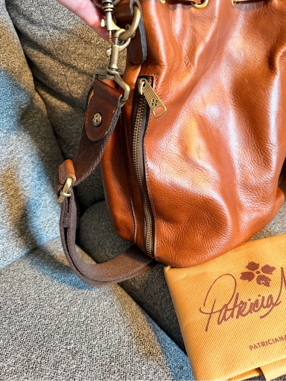 Patricia Nash Cognac Leather Drawstring Shoulder Bucket Bag - Picture 3 of 7